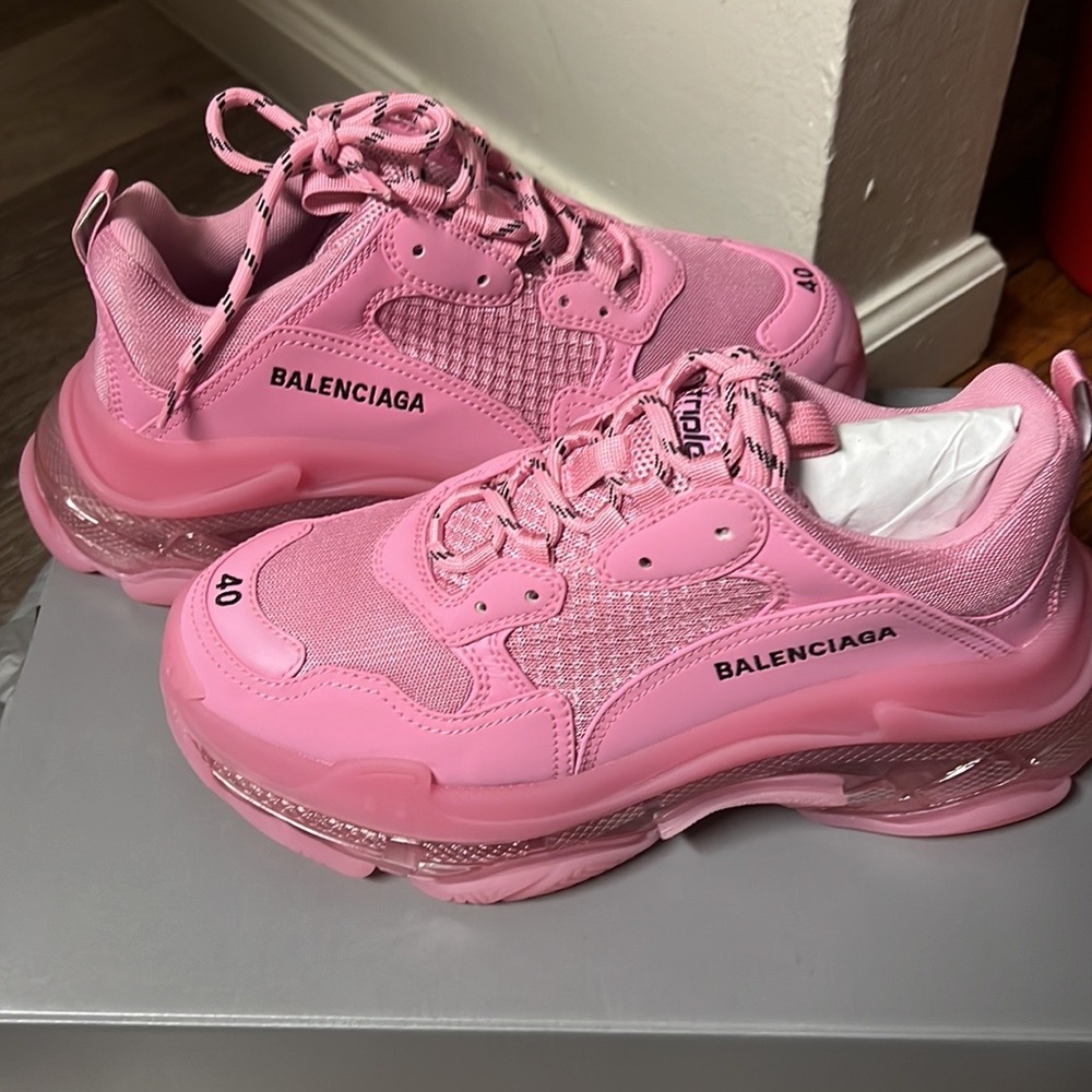 Balenciaga Triple S Sneaker - Picture 5 of 8